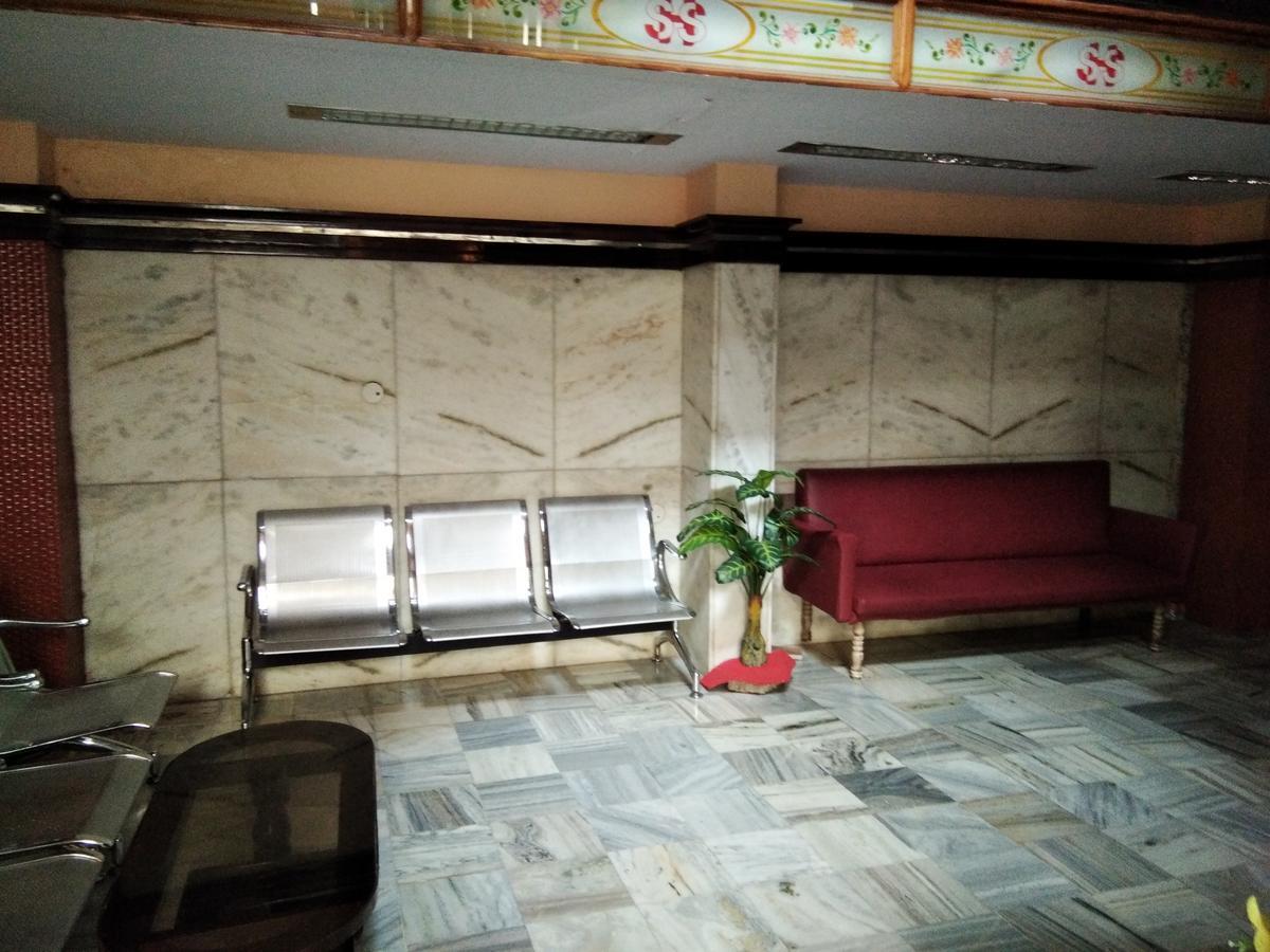 Hotel Sanman Lodge 希莫加 外观 照片