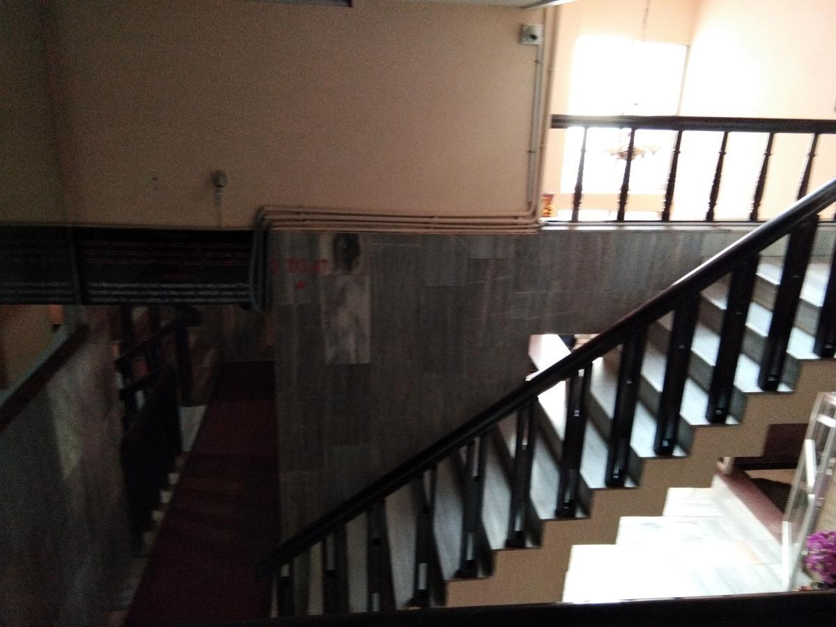 Hotel Sanman Lodge 希莫加 外观 照片